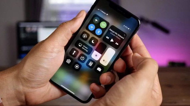 富裕苹果手机维修分享iPhone 12信号差怎么办 