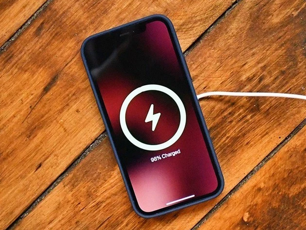 富裕苹果手机维修分享iPhone 12可以随便充电吗 